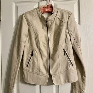 Maurices Cream Faux Leather Moto Jacket – Stretch Panels, Zip Pockets (XS)